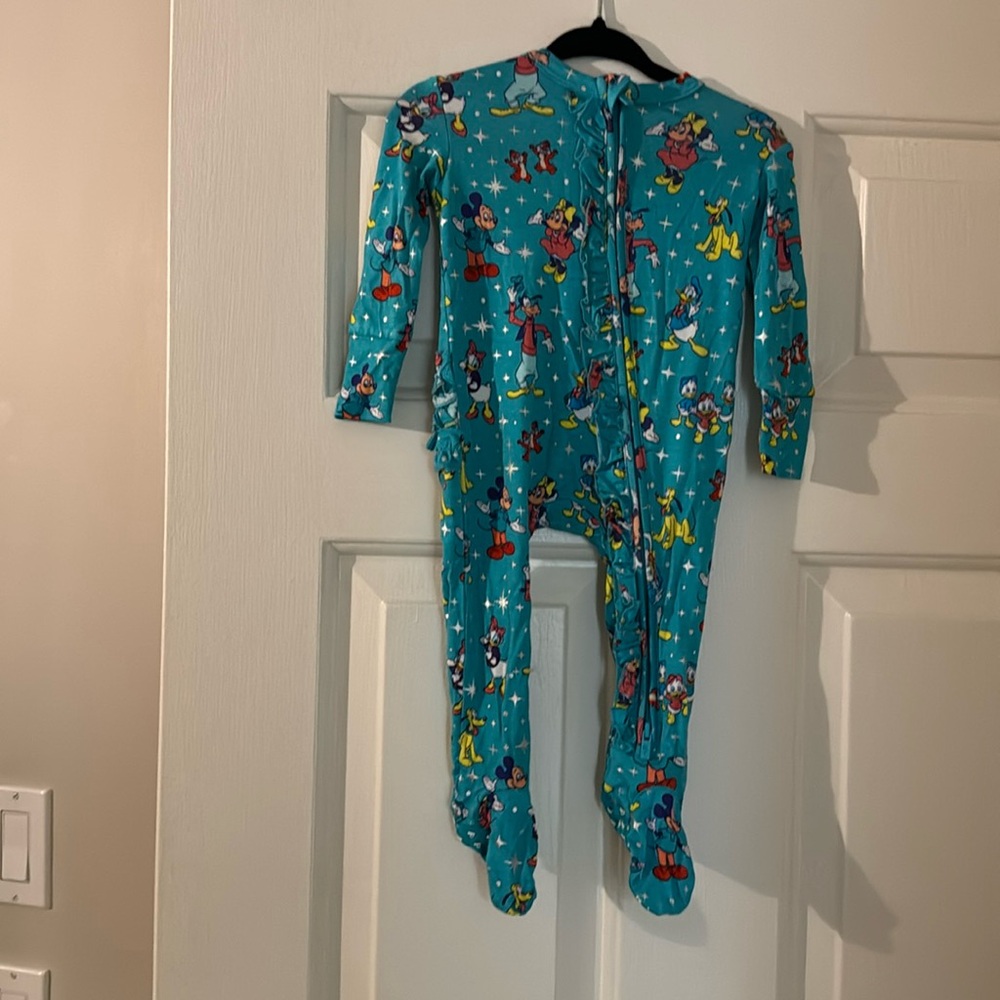 nwt posh peanut sleeper onesie